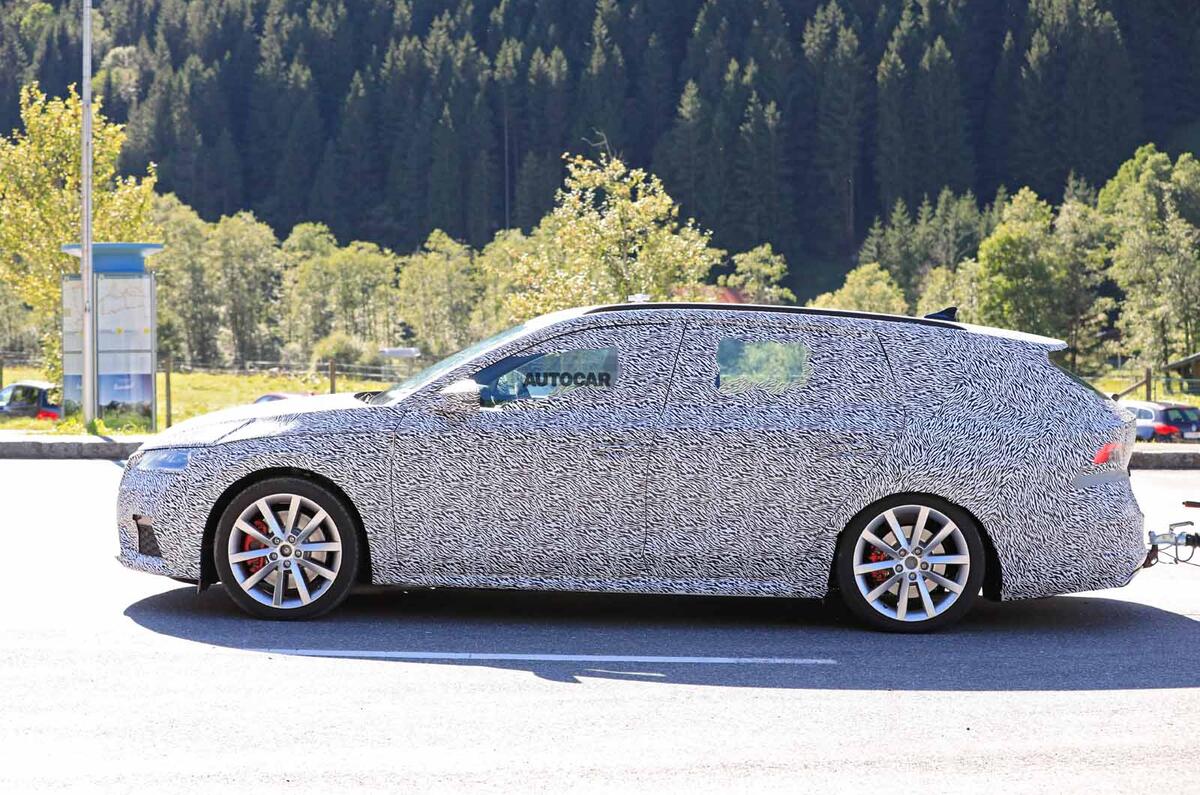 Skoda Octavia vRS testing