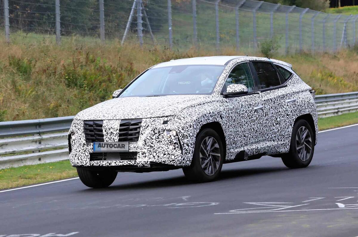 New Hyundai Tucson spied