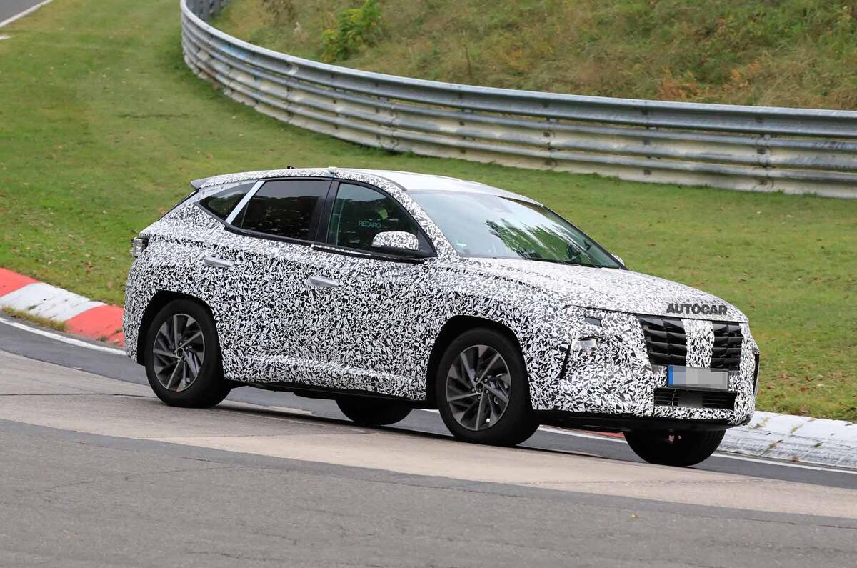 New Hyundai Tucson spied