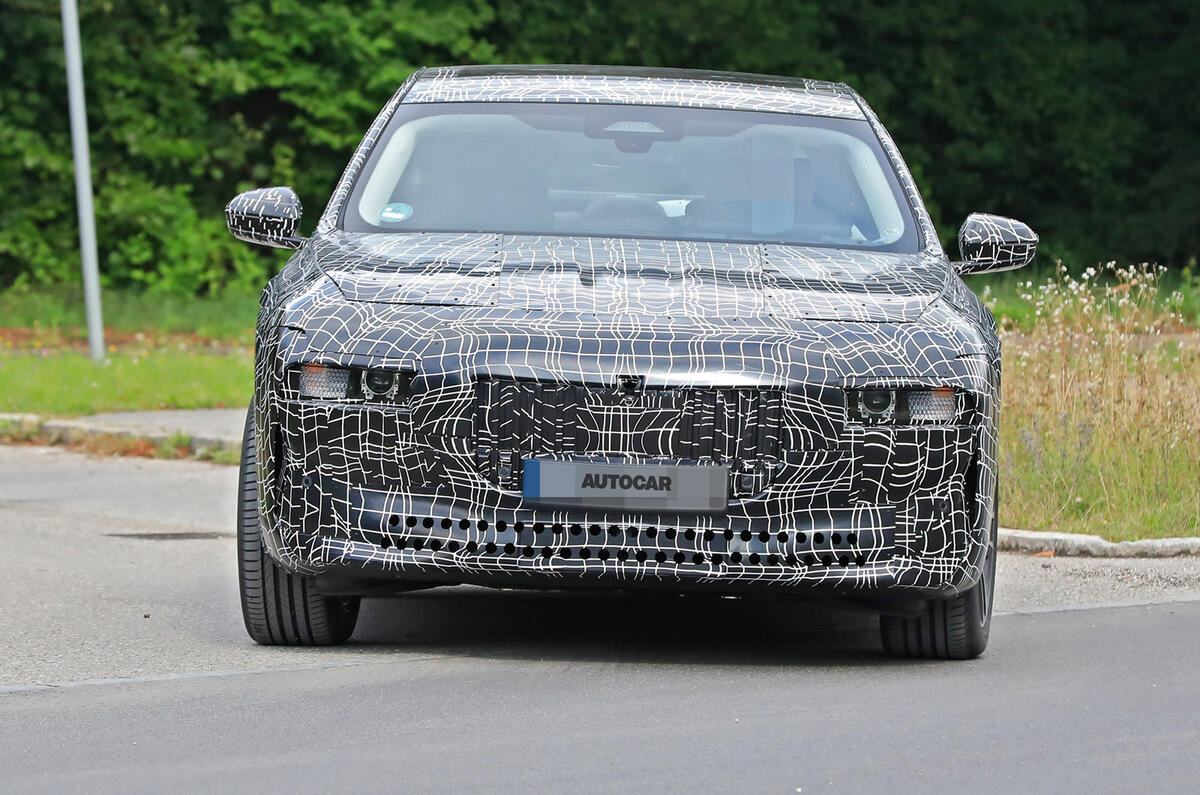 BMW i7 prototype BMW i7 prototype