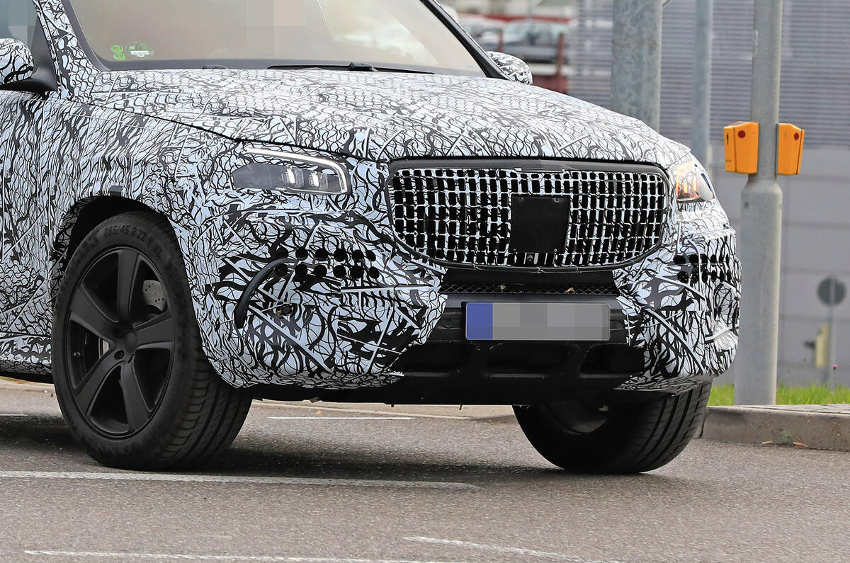 Mercedes-Maybach GLS spy shots