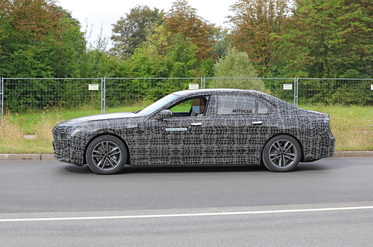 BMW i7 prototype BMW i7 prototype