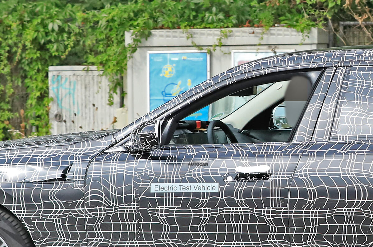 BMW i7 prototype BMW i7 prototype