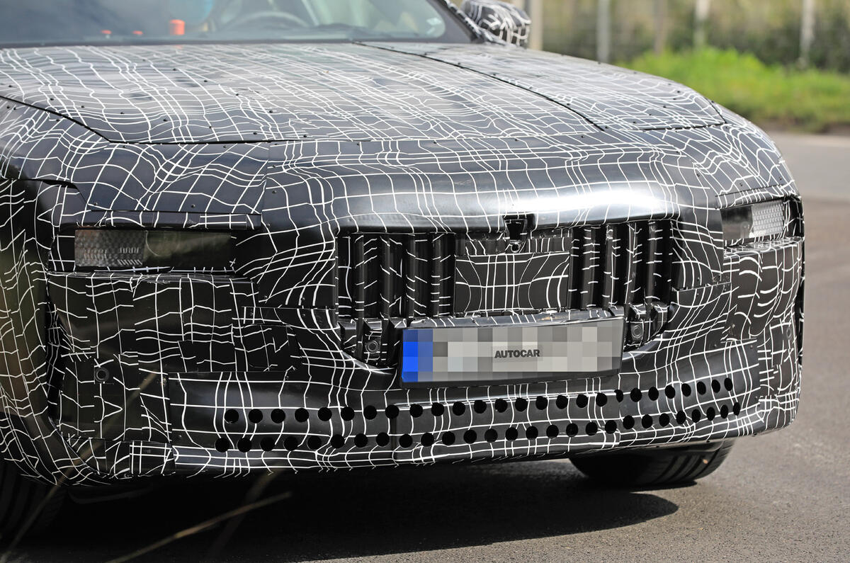 BMW i7 prototype BMW i7 prototype