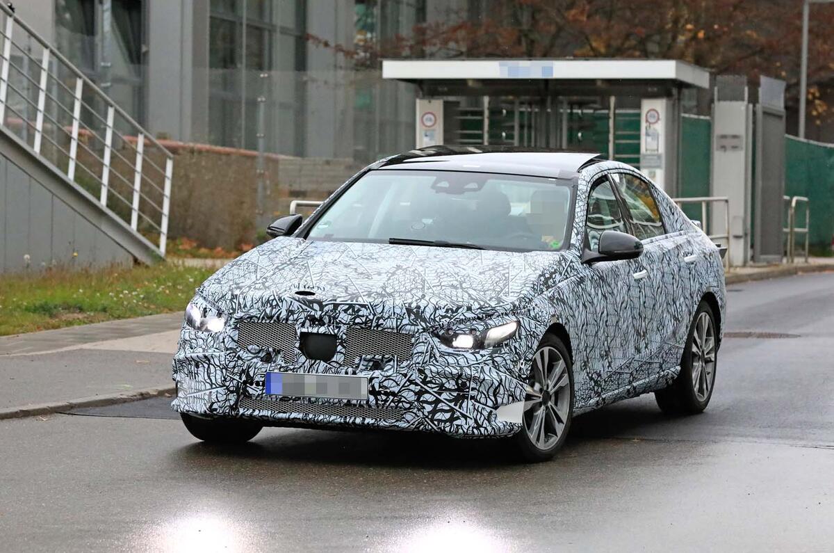 Mercedes-Benz C-class Spy shot