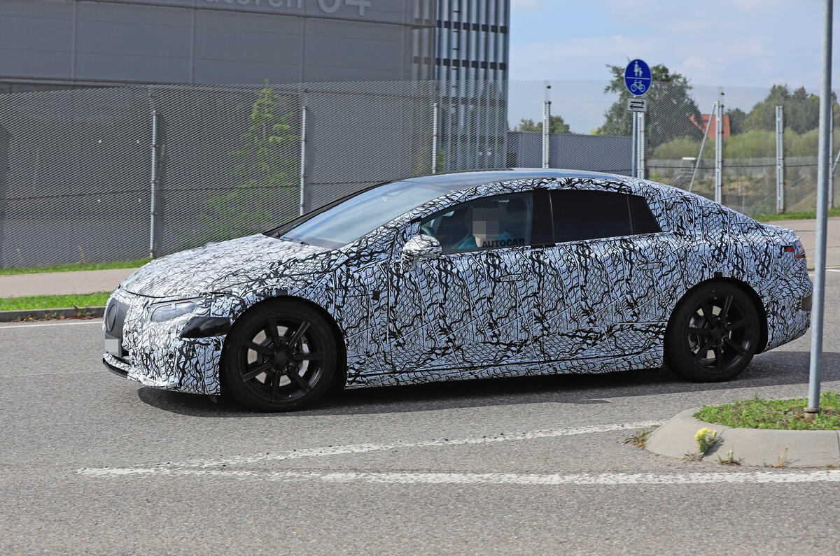 2021 Mercedes-Benz EQS prototype - side 2021 Mercedes-Benz EQS prototype - side