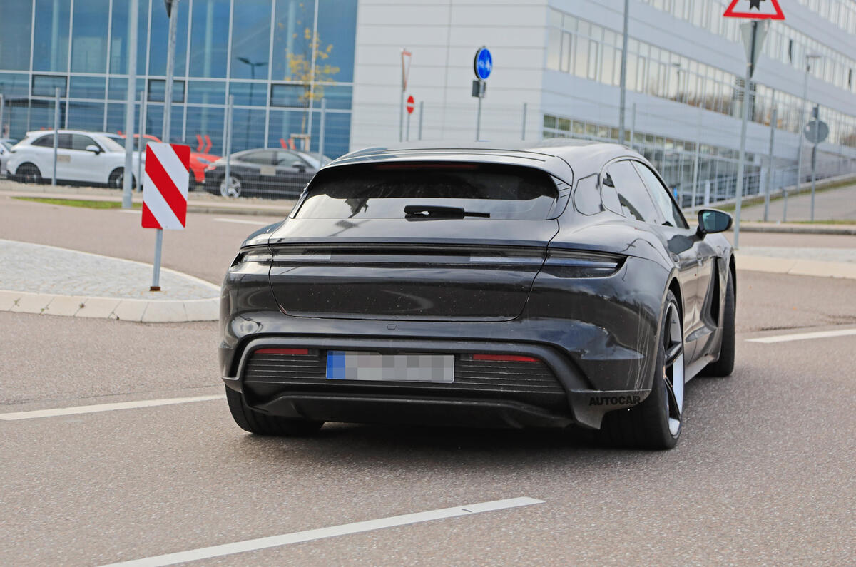 2021 Porsche Taycan Cross Turismo prototype 2021 Porsche Taycan Cross Turismo prototype