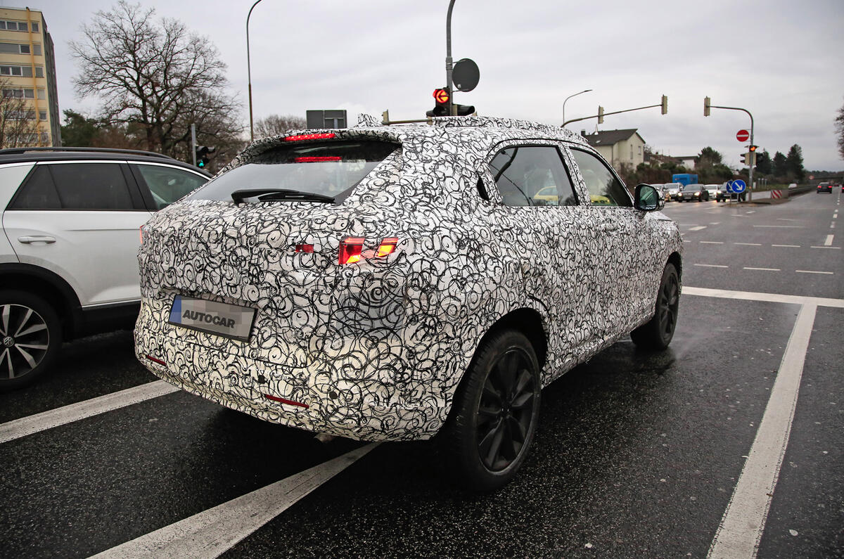 2022 Honda HR-V prototype spy shots 2022 Honda HR-V prototype spy shots