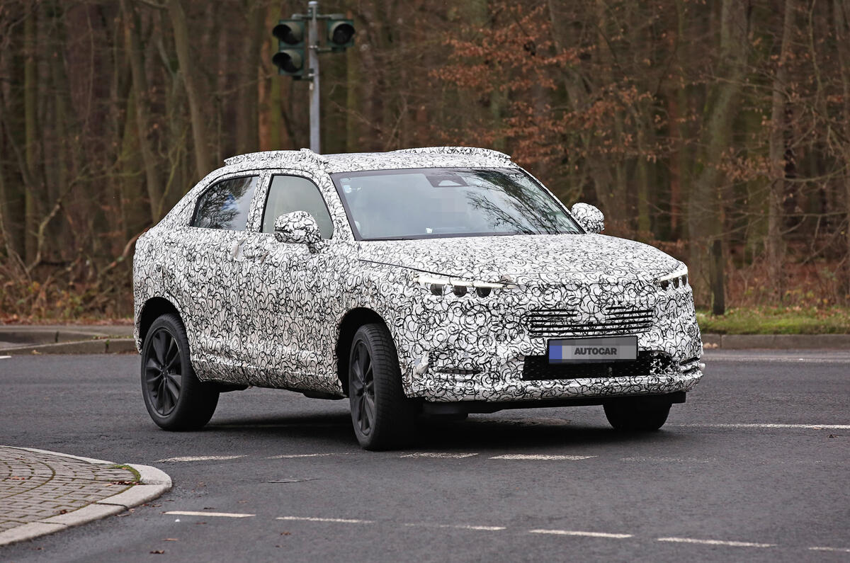 2022 Honda HR-V prototype spy shots 2022 Honda HR-V prototype spy shots