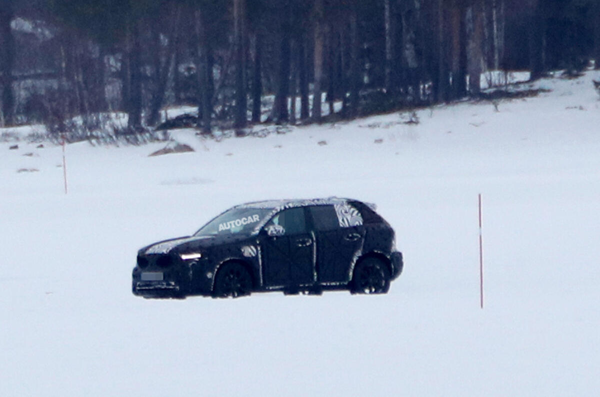 2018 Volvo XC40 – first sighting of future Audi Q3 rival