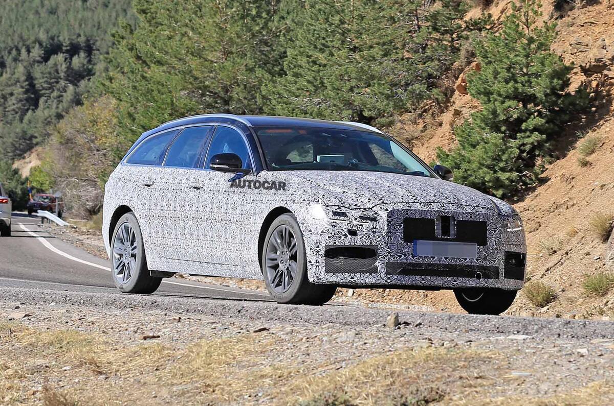 Jaguar XF Sportbrake facelift spies