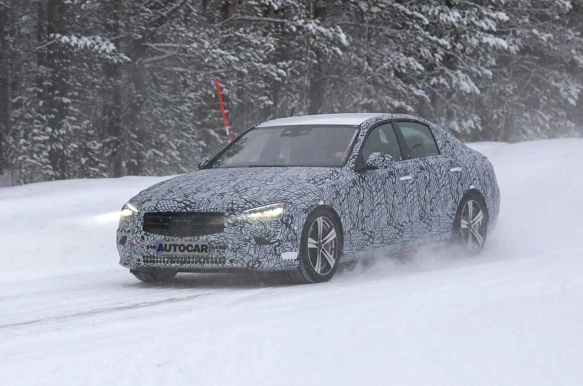 2021 Mercedes-Benz C-Class development mule 2021 Mercedes-Benz C-Class development mule
