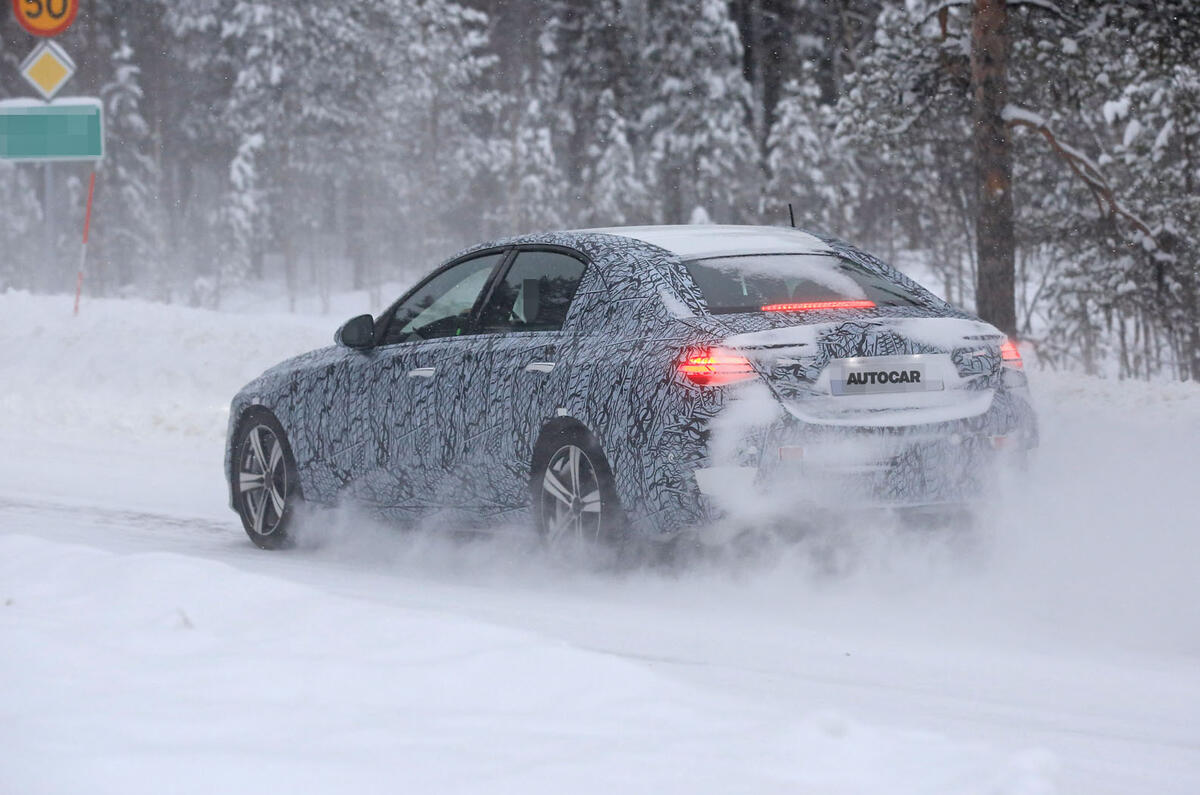 2021 Mercedes-Benz C-Class development mule 2021 Mercedes-Benz C-Class development mule