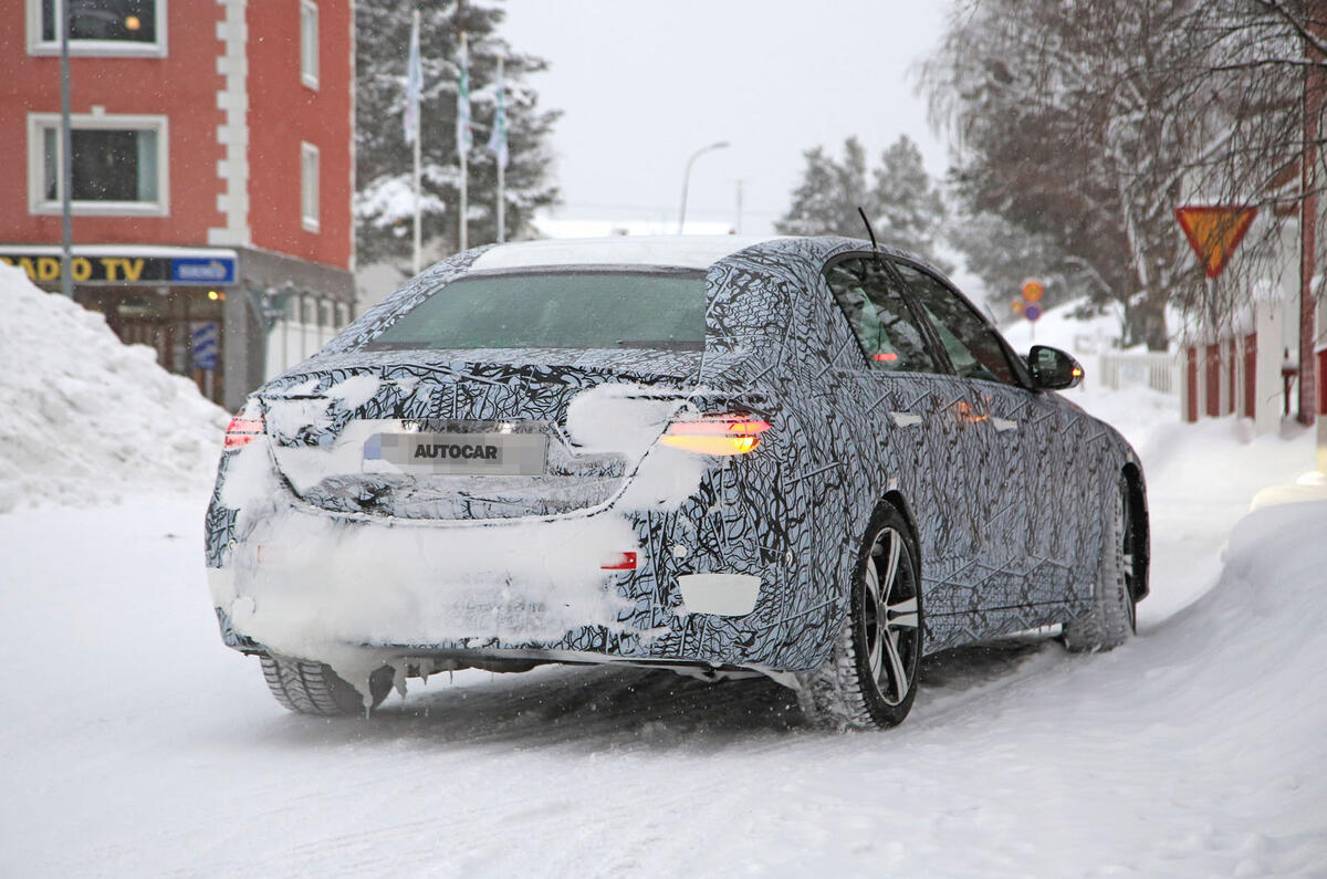 2021 Mercedes-Benz C-Class development mule 2021 Mercedes-Benz C-Class development mule
