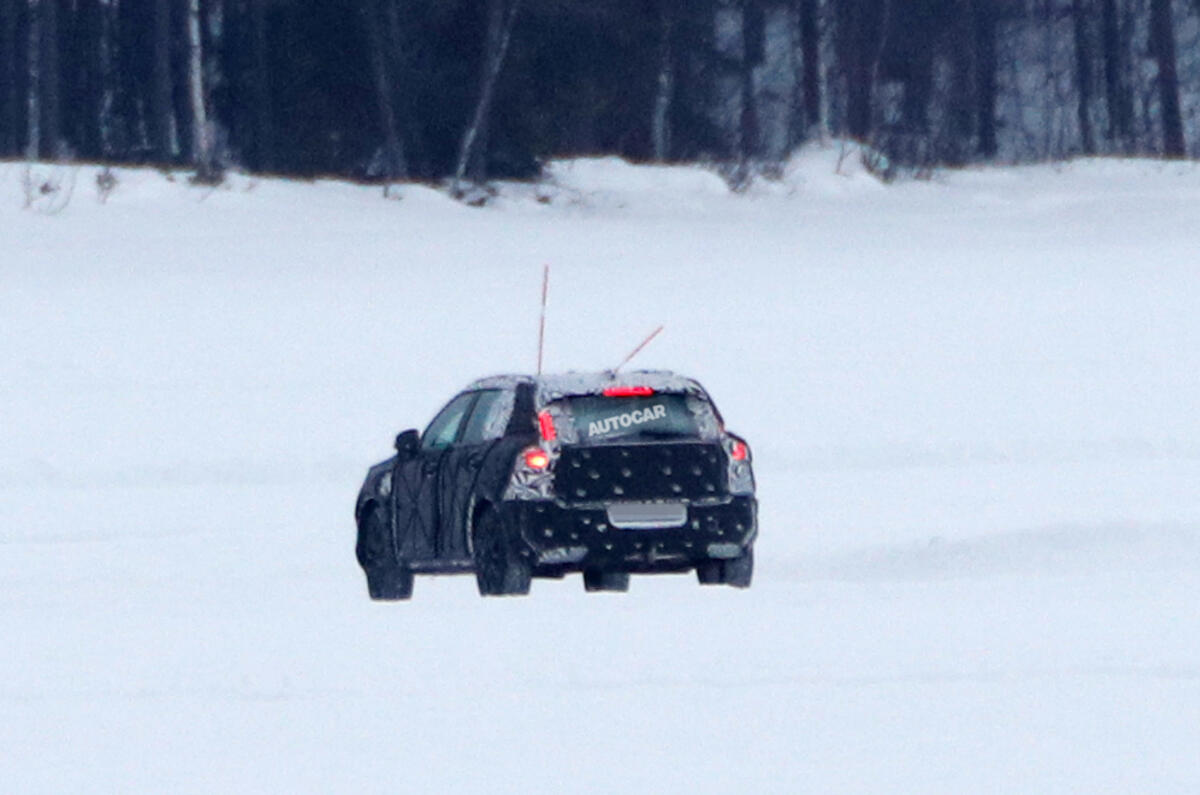 2018 Volvo XC40 – first sighting of future Audi Q3 rival