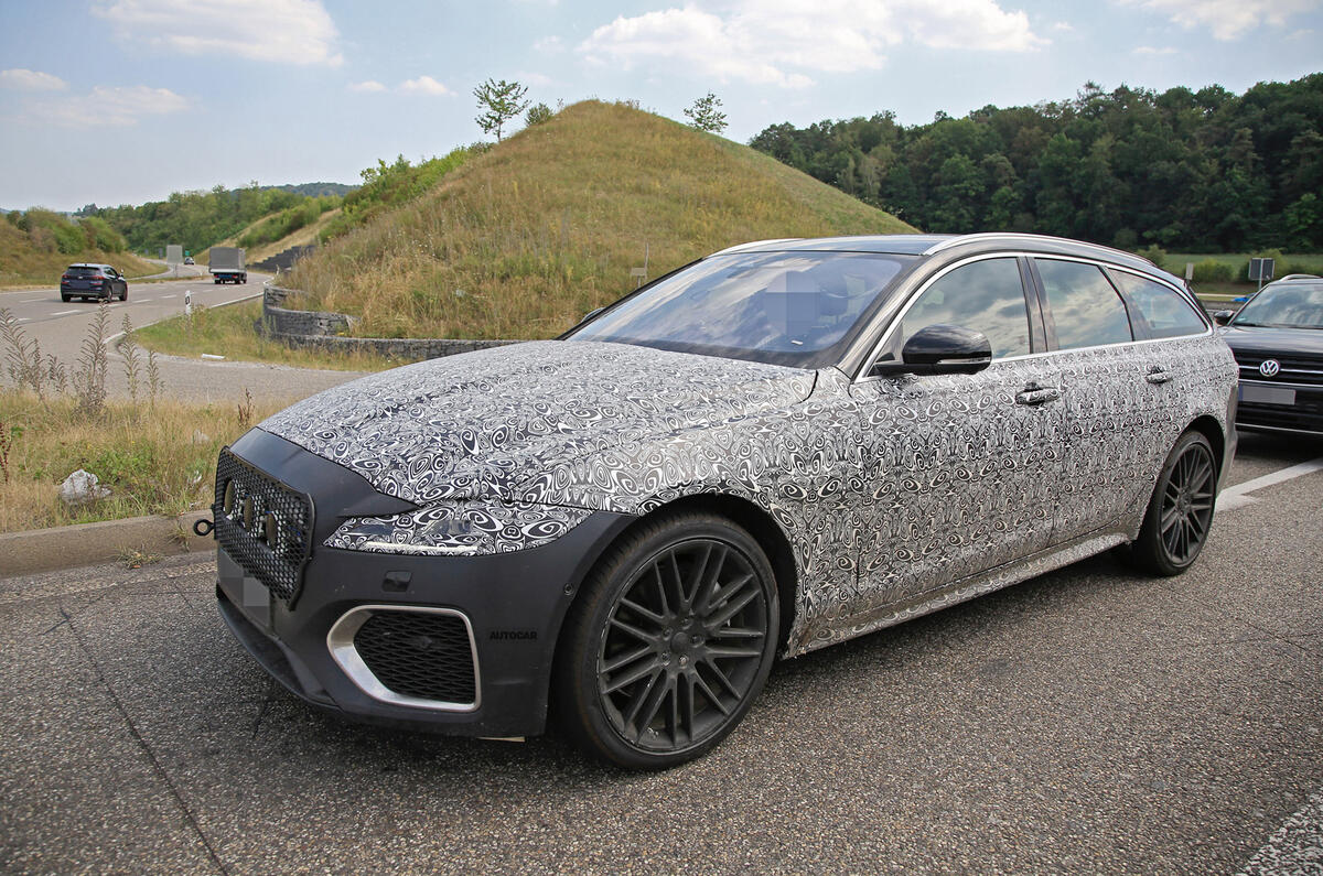 2021 Jaguar XF Sportbrake spy shots 2021 Jaguar XF Sportbrake spy shots