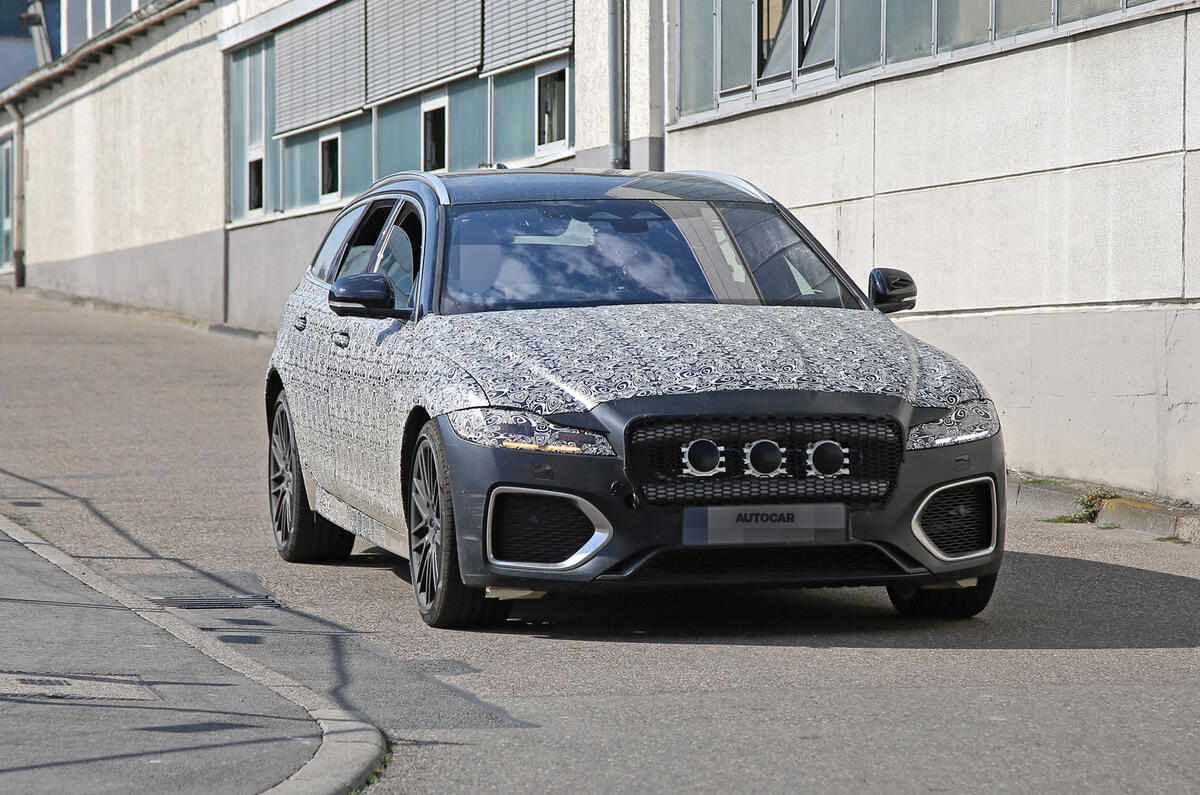 2021 Jaguar XF Sportbrake spy shots 2021 Jaguar XF Sportbrake spy shots