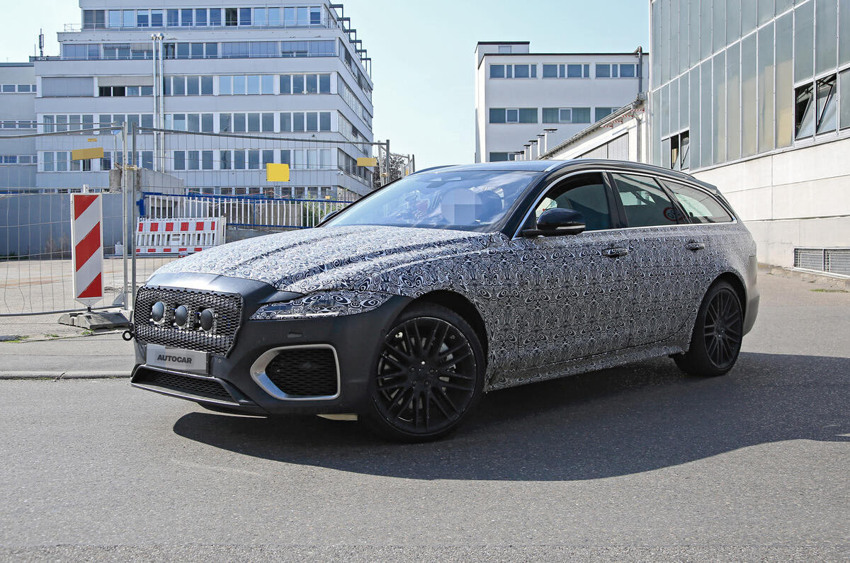 2021 Jaguar XF Sportbrake spy shots