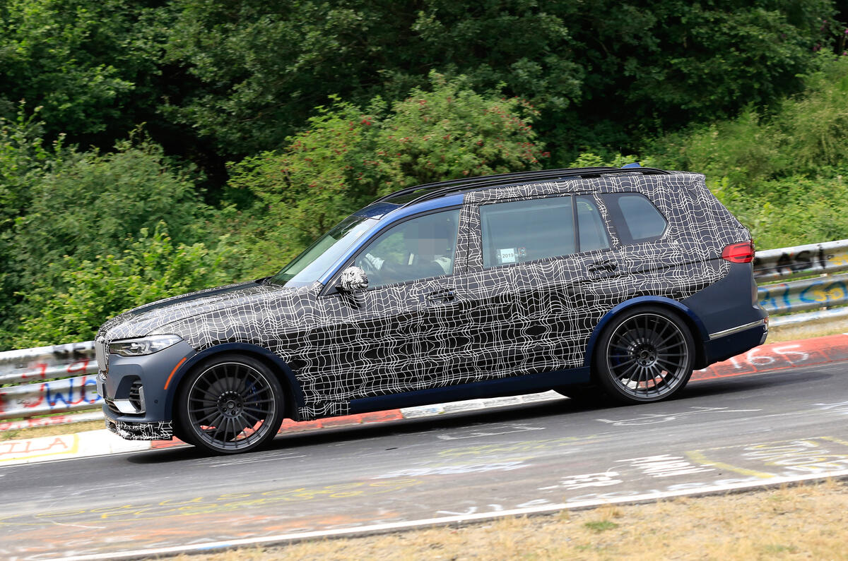 Alpina X7 spotted for the first time