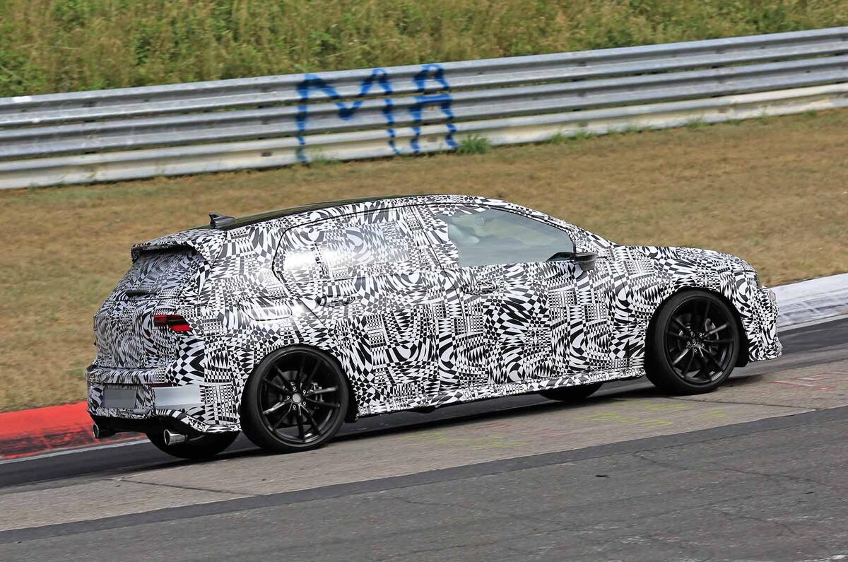 VW Golf GTI spy shot