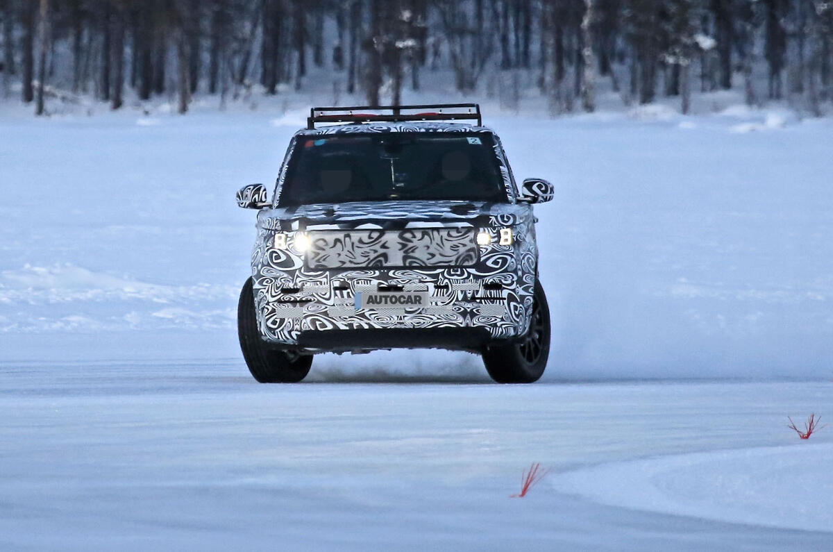 2022 Range Rover Sport drifting on a frozen lake 2022 Range Rover Sport drifting on a frozen lake