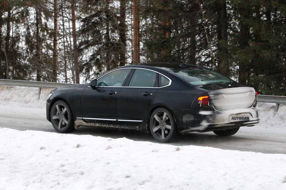 Volvo S90 facelift spyshots side