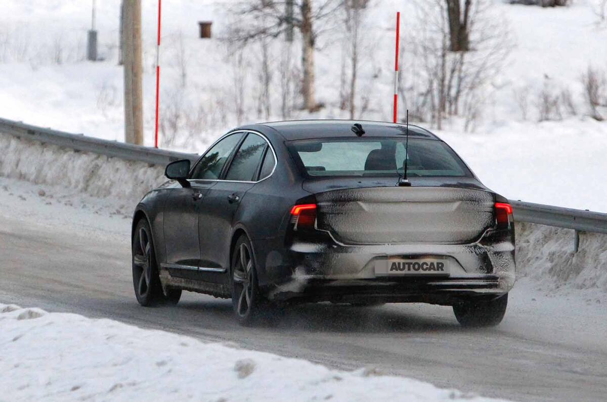 Volvo S90 facelift spyshots rear
