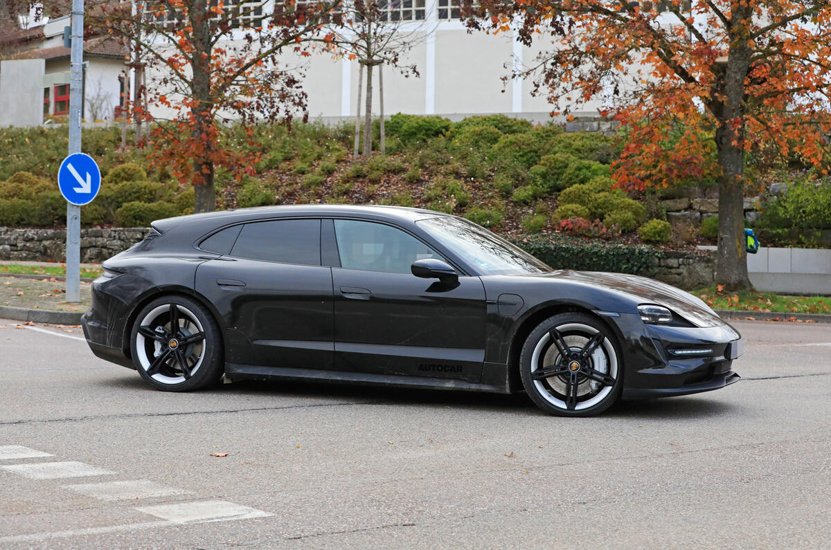 2021 Porsche Taycan Cross Turismo prototype 2021 Porsche Taycan Cross Turismo prototype