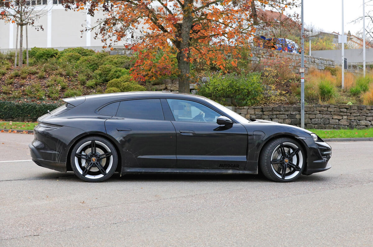2021 Porsche Taycan Cross Turismo prototype 2021 Porsche Taycan Cross Turismo prototype