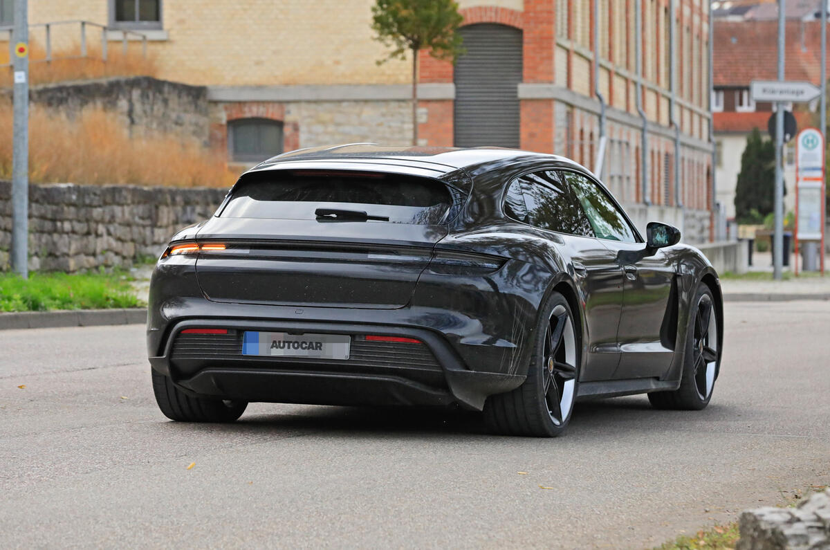 2021 Porsche Taycan Cross Turismo prototype 2021 Porsche Taycan Cross Turismo prototype