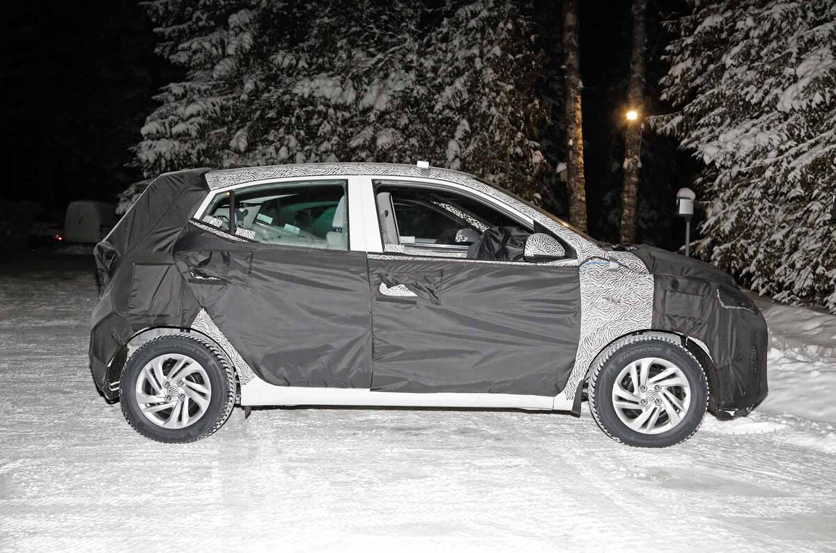 Hyundai i10 spied testing