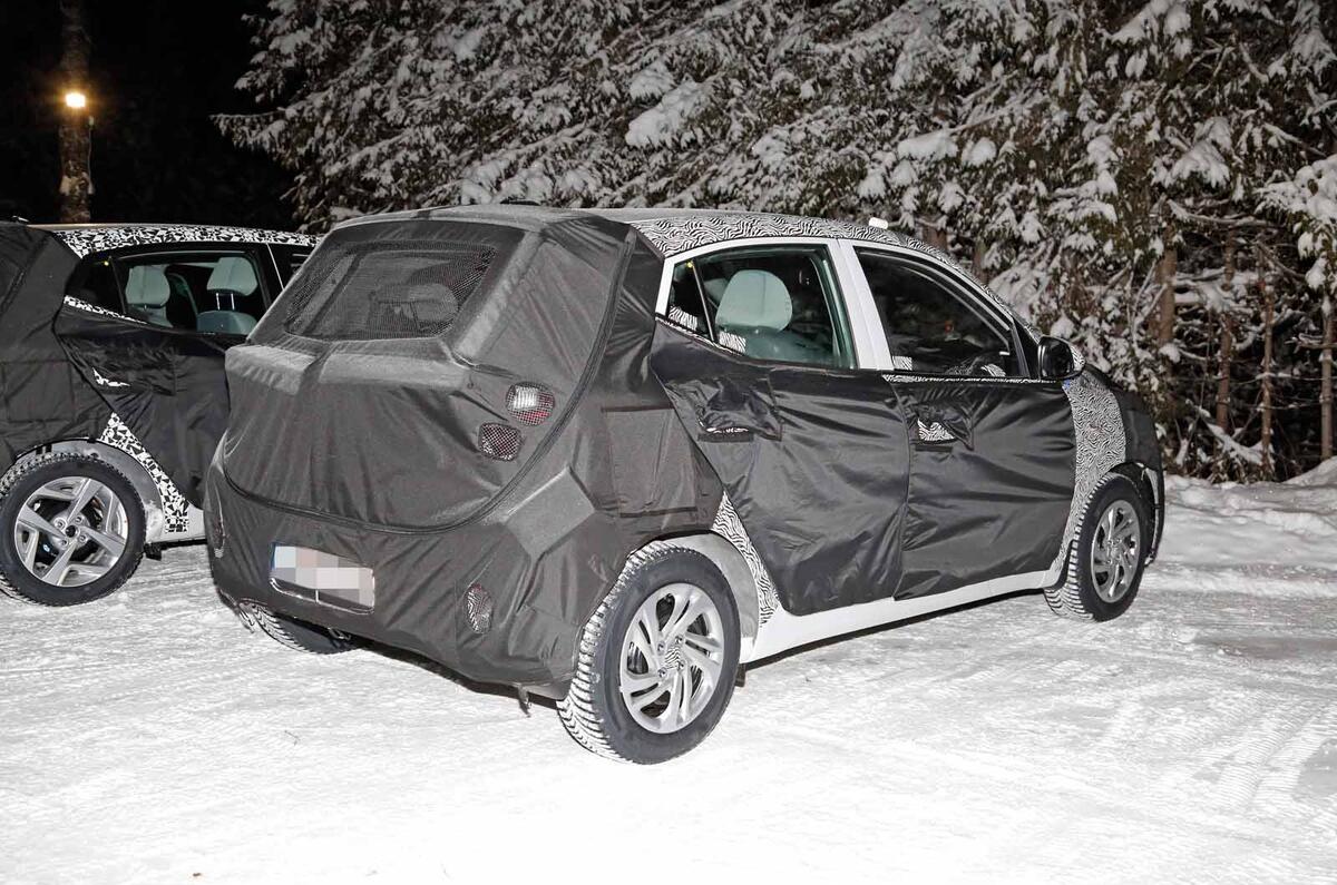 Hyundai i10 spied testing