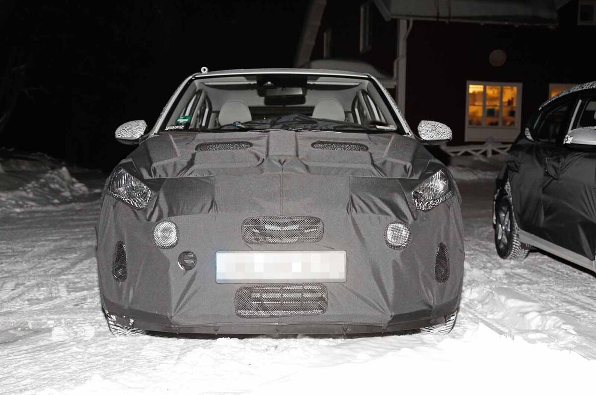 Hyundai i10 spied testing