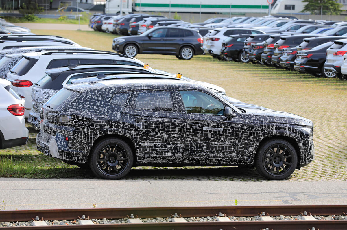 2020 BMW X8 prototype 2020 BMW X8 prototype
