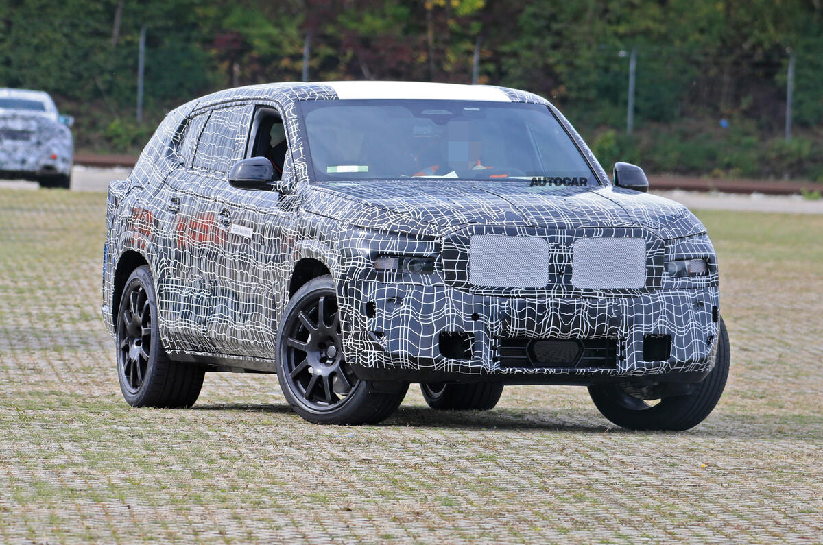 2020 BMW X8 prototype 2020 BMW X8 prototype