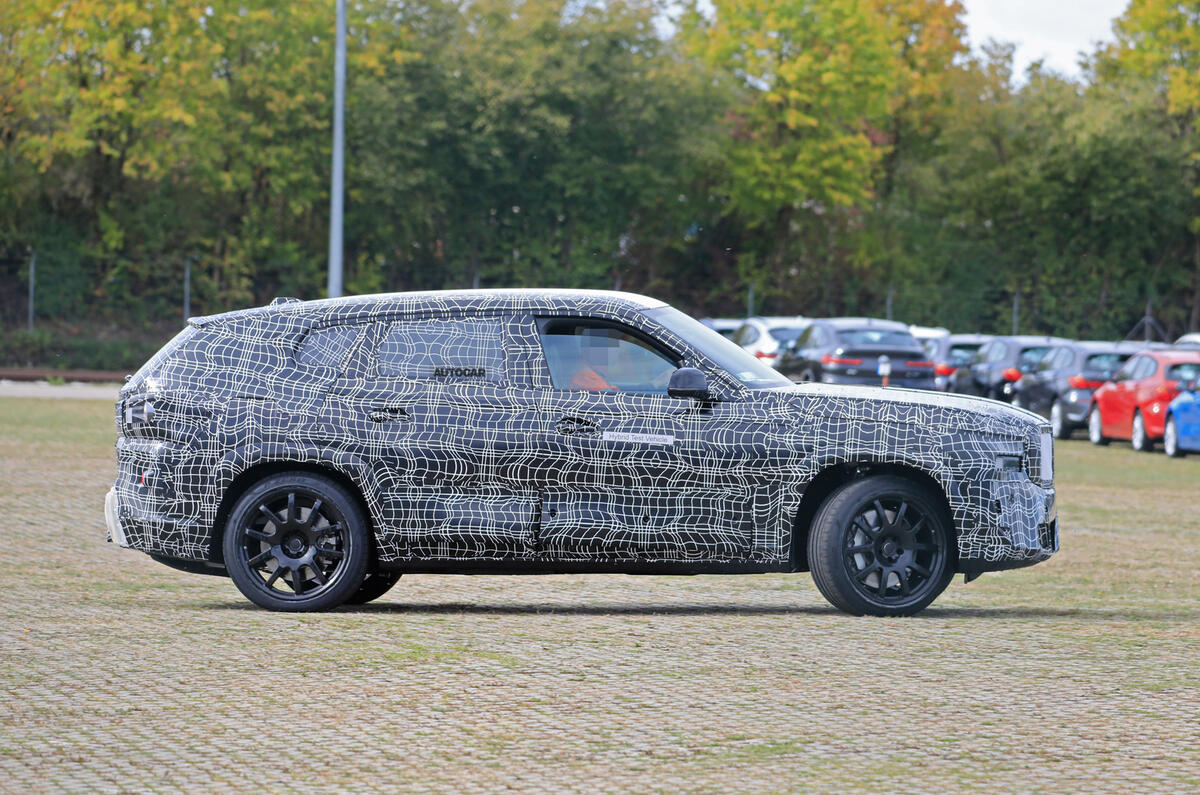2020 BMW X8 prototype 2020 BMW X8 prototype