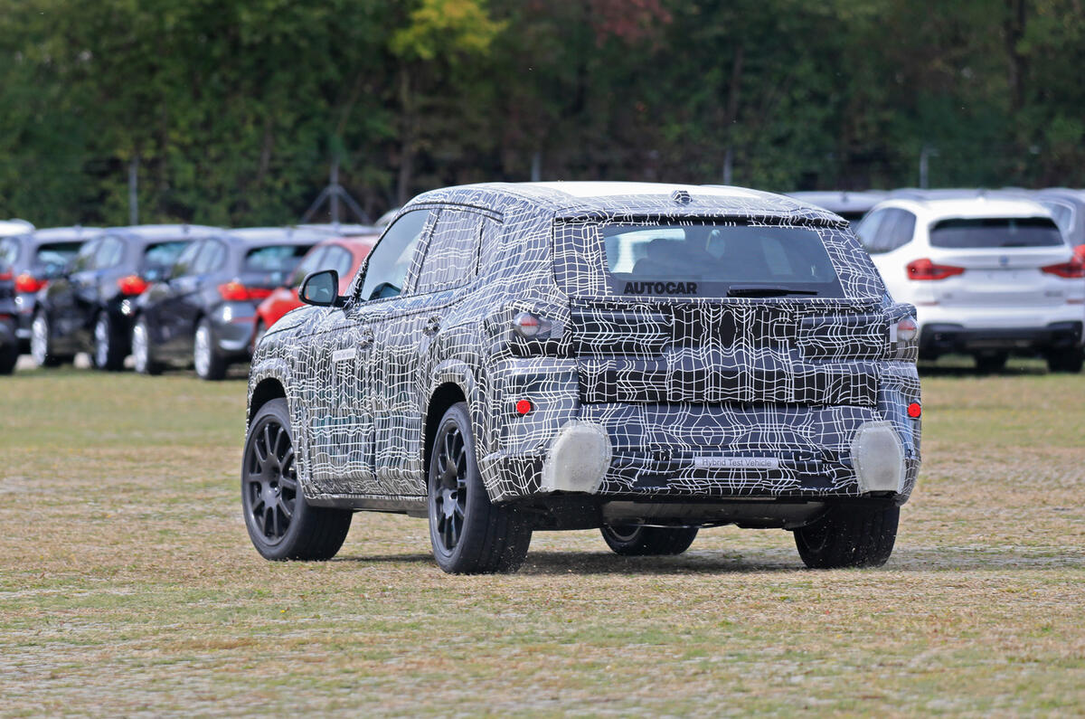 2020 BMW X8 prototype 2020 BMW X8 prototype