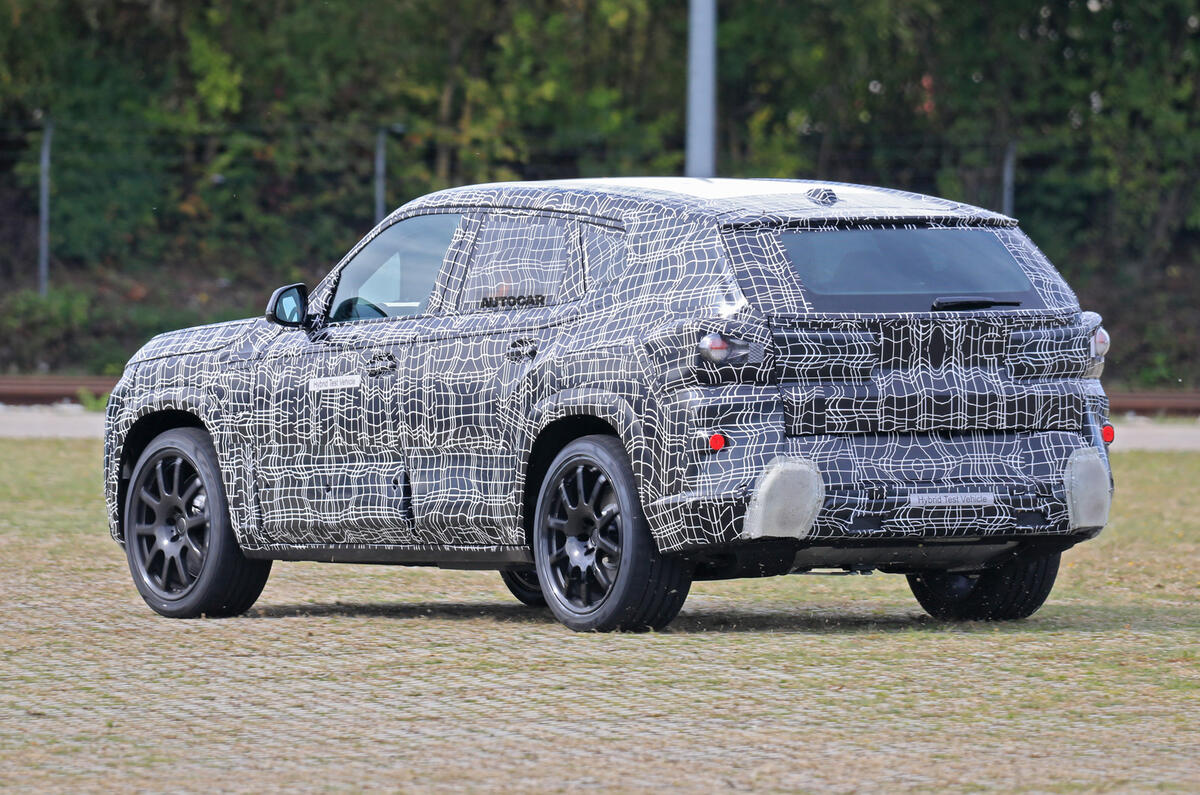 2020 BMW X8 prototype 2020 BMW X8 prototype