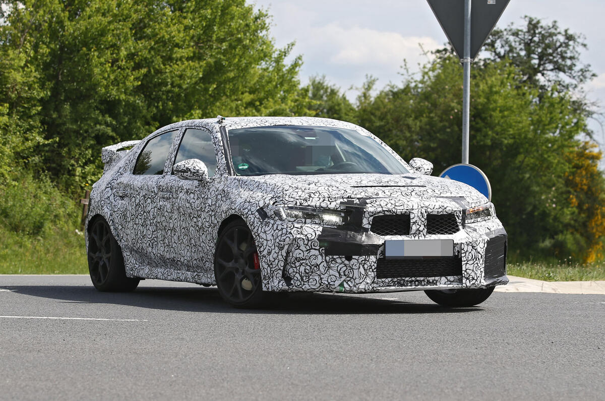 2022 Honda Civic Type R prototype - front 2022 Honda Civic Type R prototype - front
