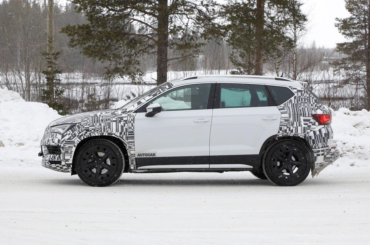 2021 Seat Ateca prototype winter testing 2021 Seat Ateca prototype winter testing