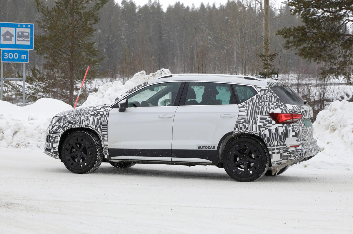 2021 Seat Ateca prototype winter testing 2021 Seat Ateca prototype winter testing