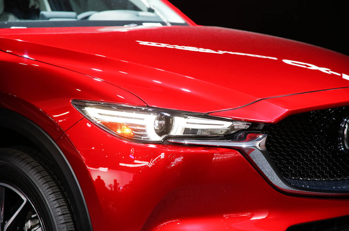 2017 Mazda CX-5 revealed at LA motor show