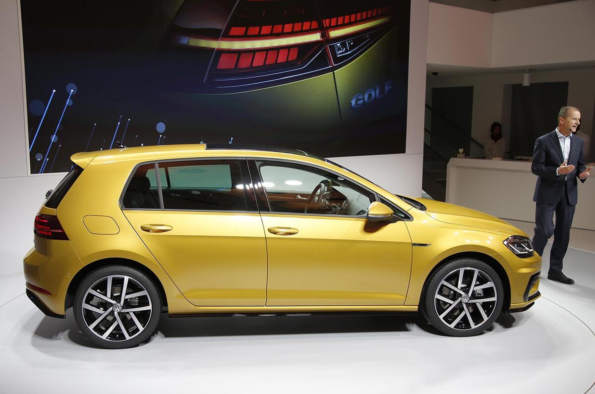 2017 Volkswagen Golf facelift revealed