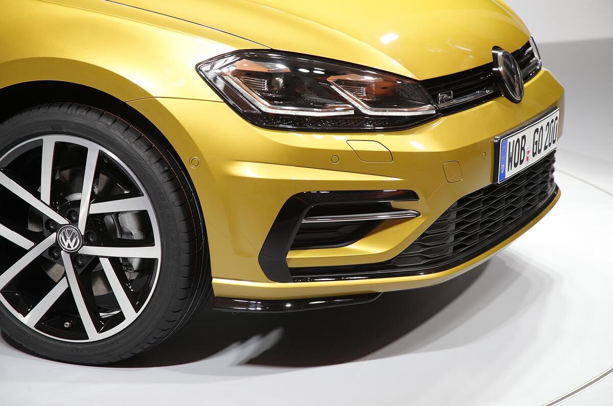 2017 Volkswagen Golf facelift revealed