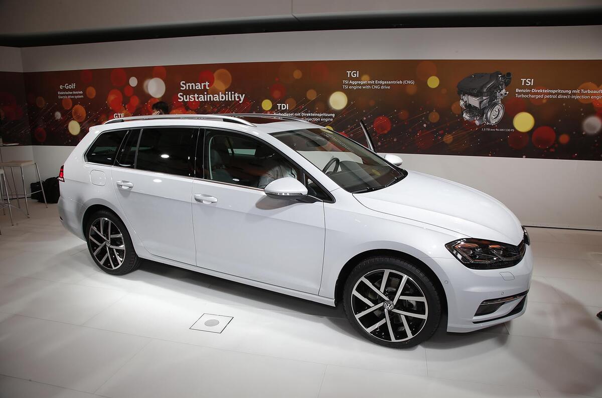 2017 Volkswagen Golf facelift revealed