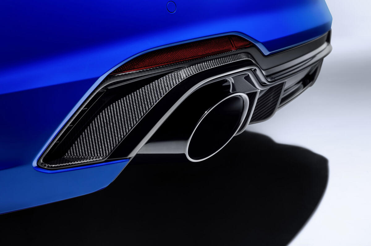 Audi RS4 and RS5 Carbon Editions launched as lighter models