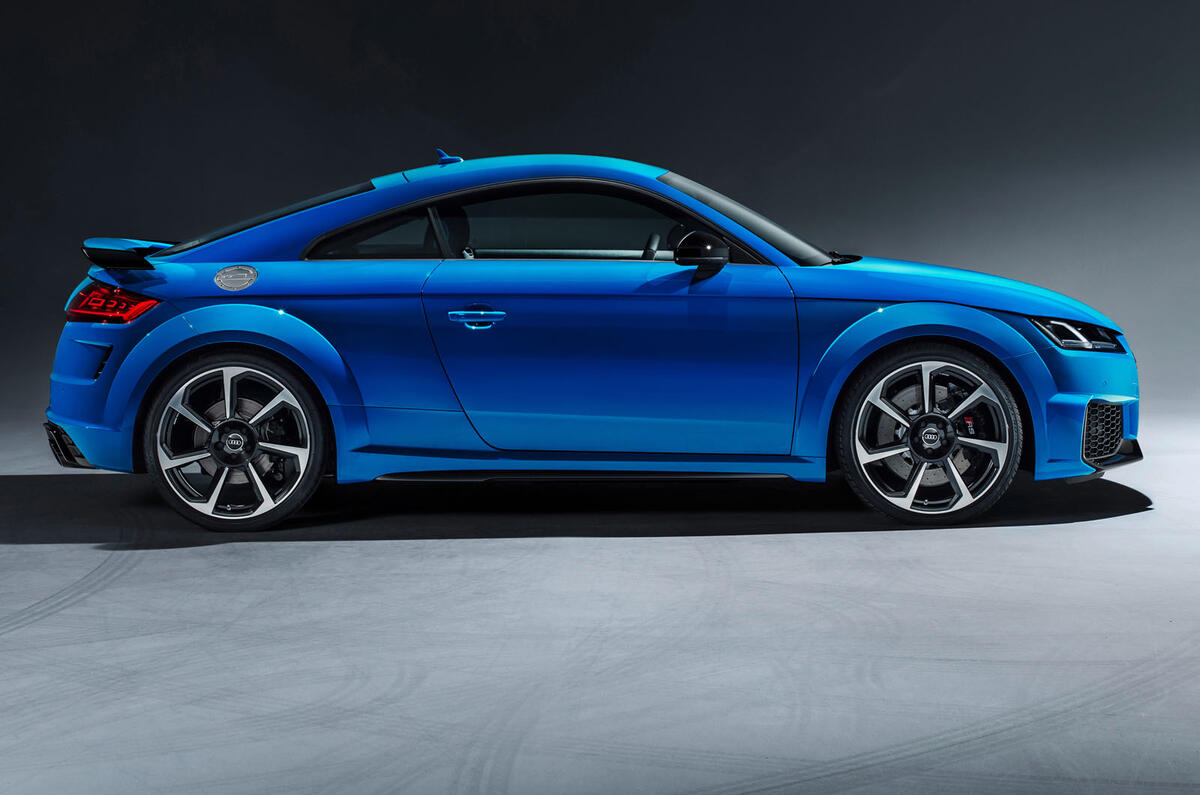 Audi TT press shot side