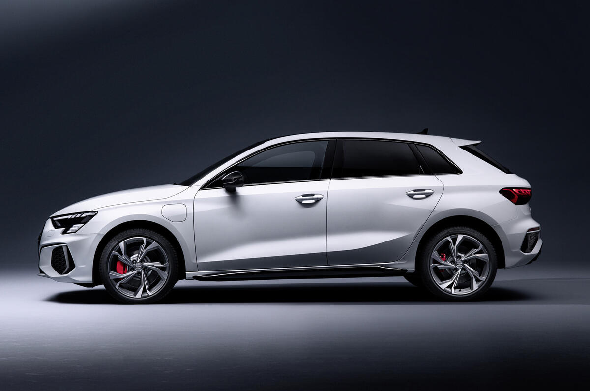 2020 Audi A3 45 TFSI e  2020 Audi A3 45 TFSI e