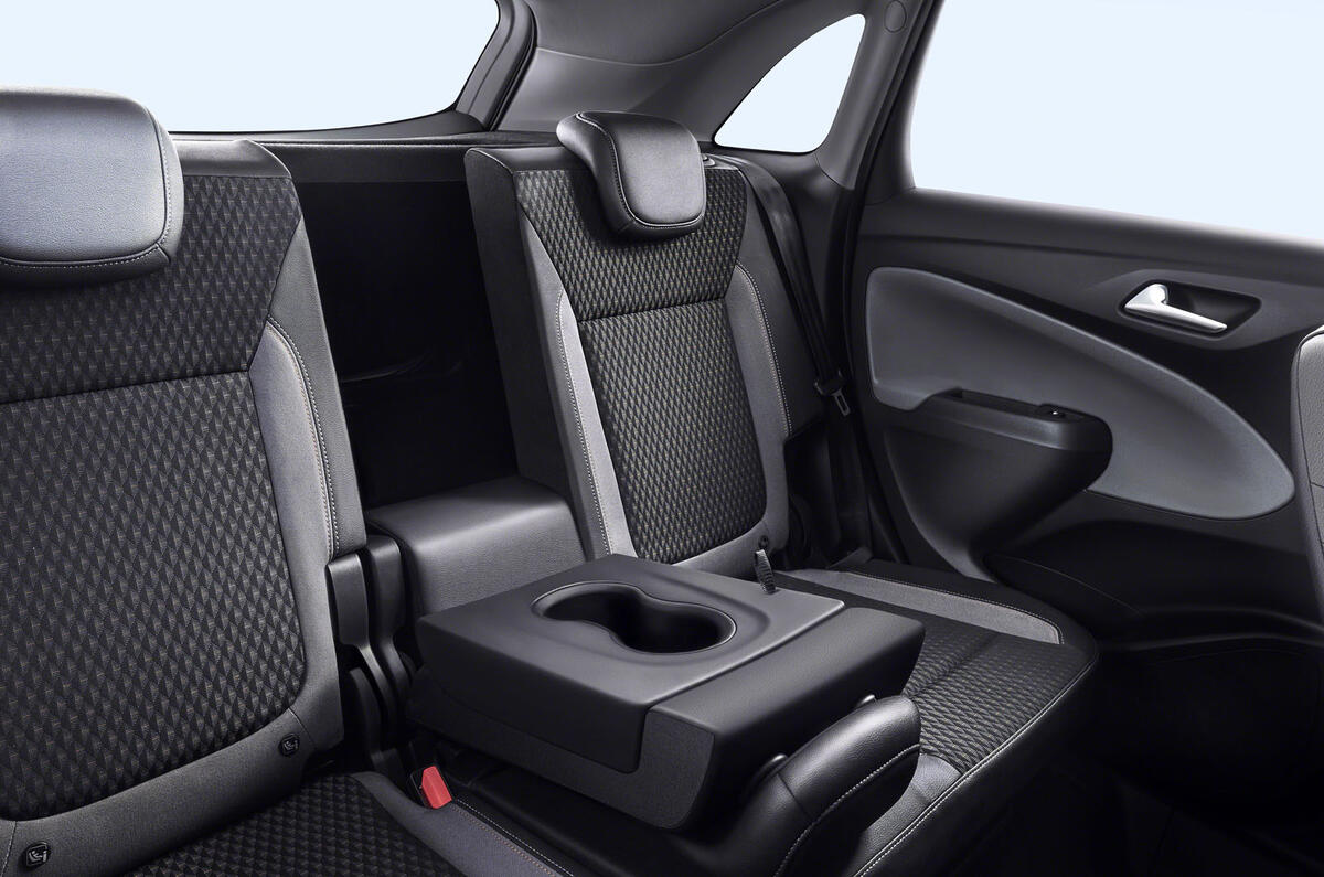 2017 Vauxhall Crossland X set to rival Renault Captur