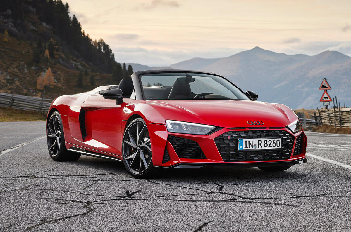 Audi R8 V10 RWD Spyder 2